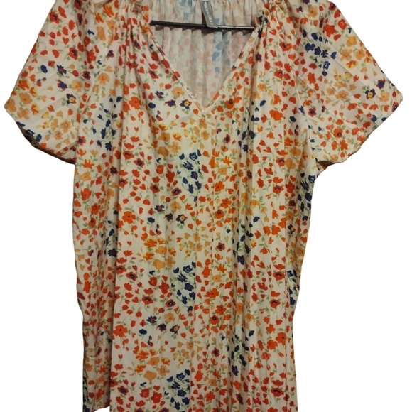 noracora Tops - Vibrant Floral V-Neck Blouse​